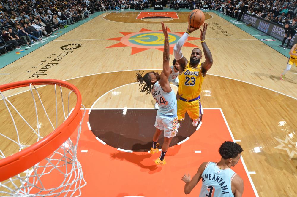 现出的非凡 现出的非凡